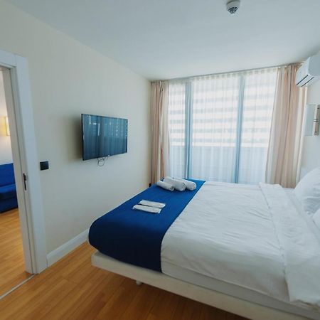 Orbi City Twin Towerバトゥーミ エクステリア 写真